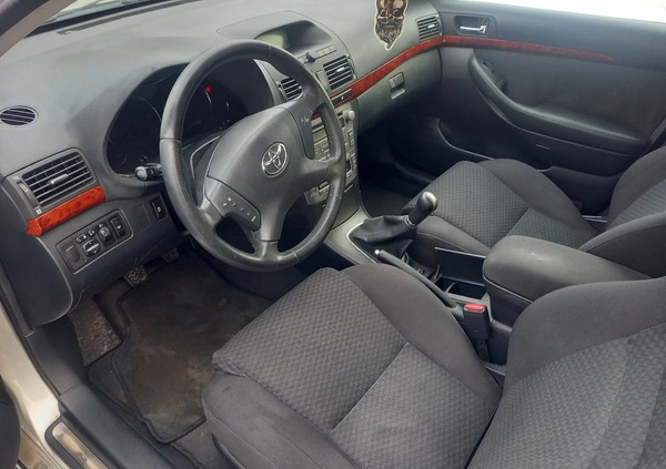 Toyota Avensis cena 14000 przebieg: 207171, rok produkcji 2003 z Warszawa małe 92